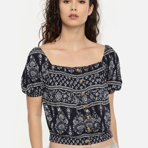 AEO AMERICAN EAGLE Off Shoulder Button Down Crop